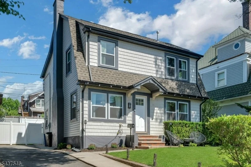 Photo of 34 Cloverhill Pl