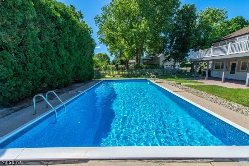 Photo of 8 Kennedy Dr