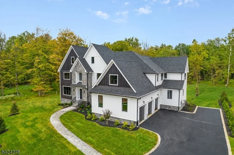Photo of 3 Brookside Dr
