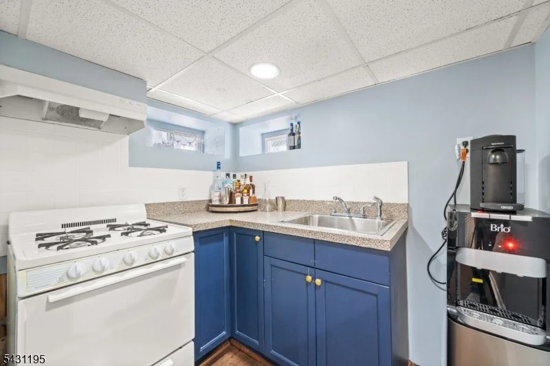 Photo of 28 Mountain Ave