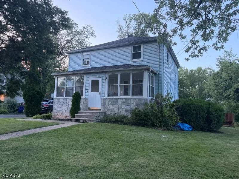 Photo of 87 Southside Ave