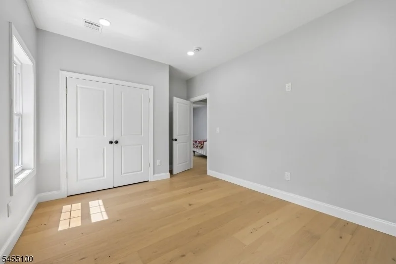 Photo of 34 Gates Ave