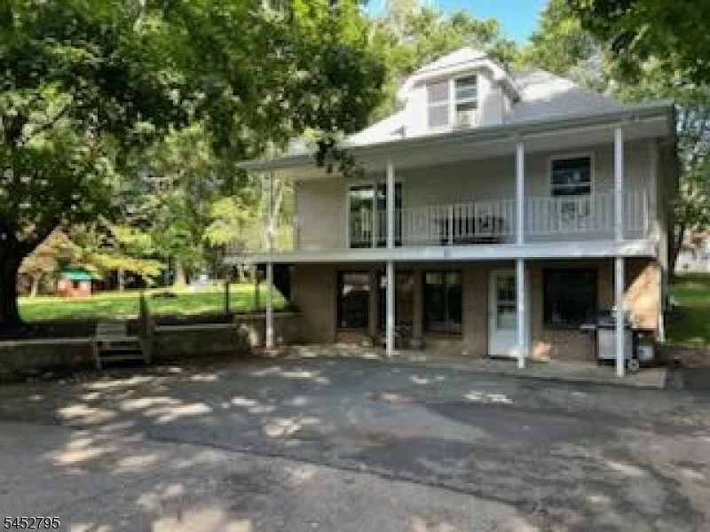 Photo of 16 Pleasant Hill Rd