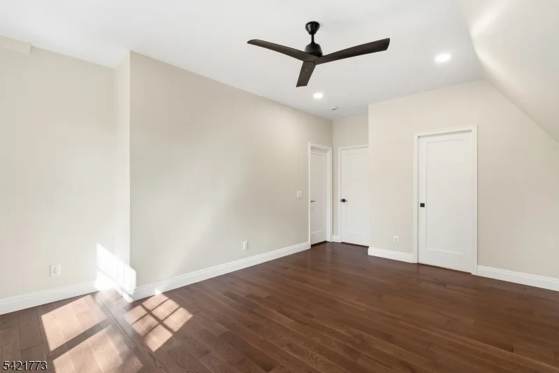 Photo of 803 Marshall Rd