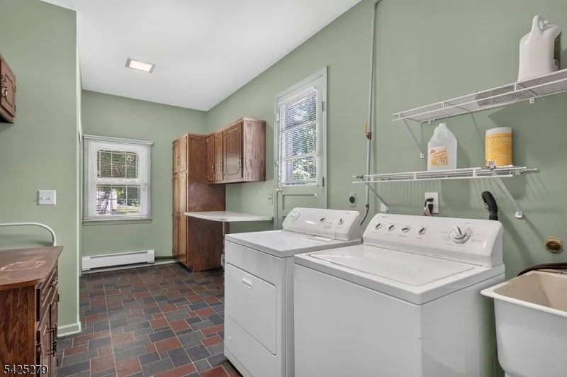 Photo of 10 Rockledge Ter