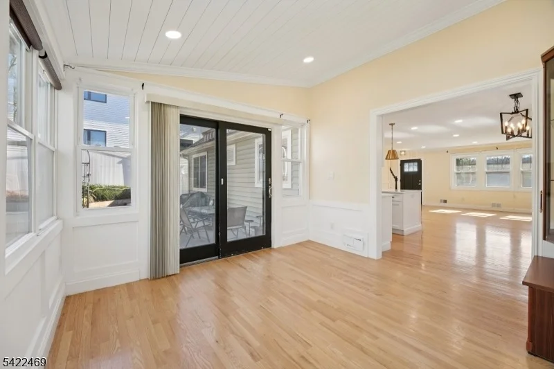 Photo of 59 Oakwood Dr