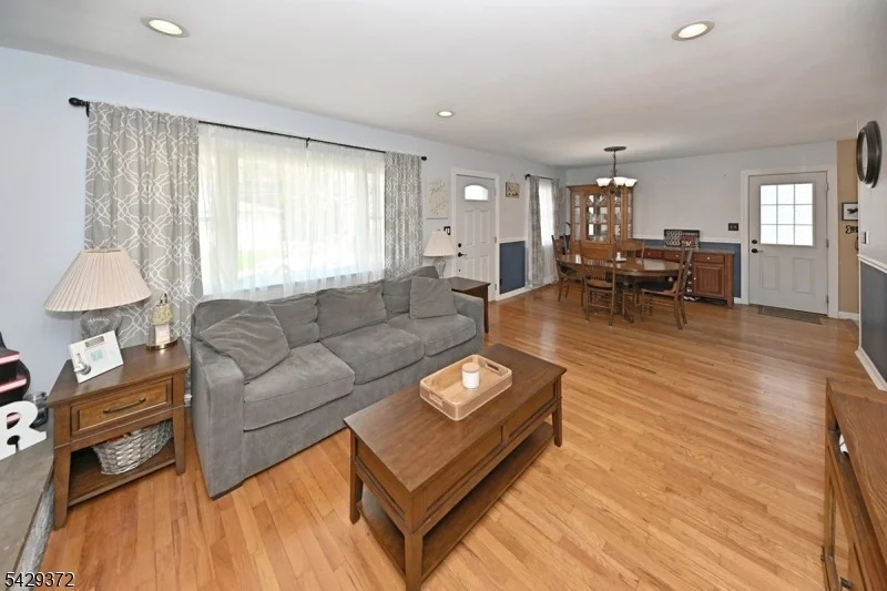Photo of 39 Niagara St