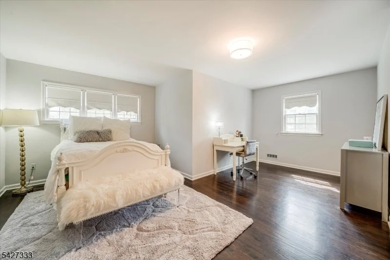 Photo of 57 Mohawk Rd