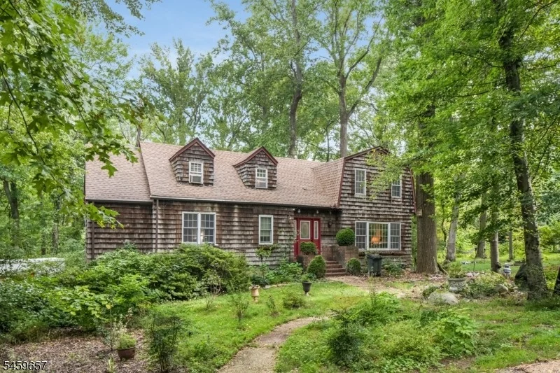 Photo of 44 Chestnut Rd