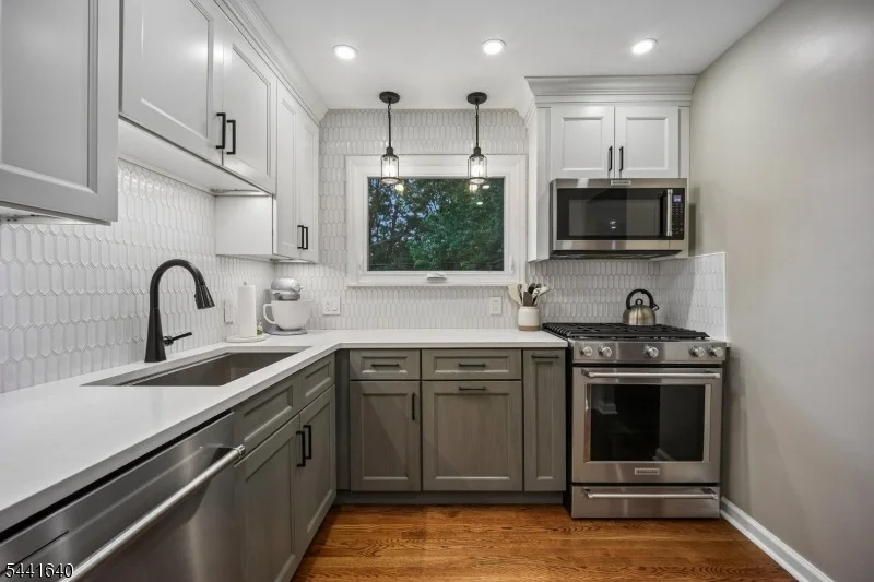 Photo of 23 Andover Pl