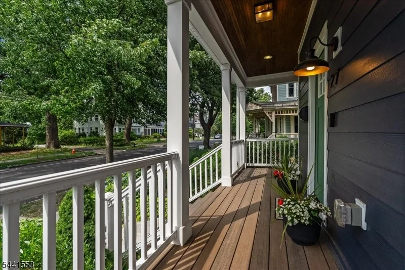 Photo of 27 Montclair Ave