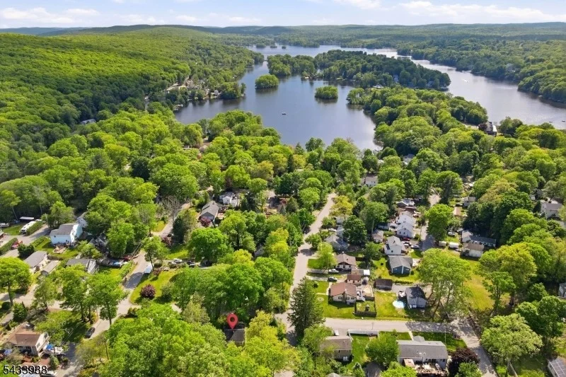 Photo of 16 Morsemere Rd