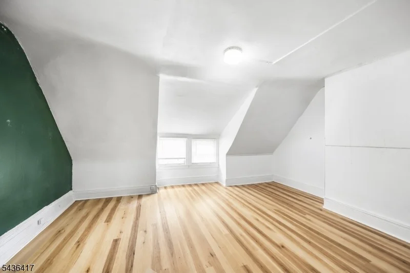 Photo of 108 Ward St