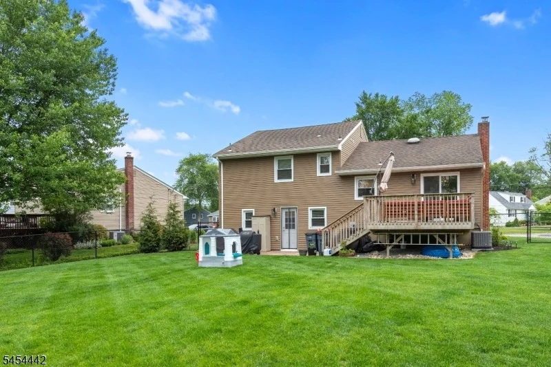 Photo of 28 Chicjon Ln