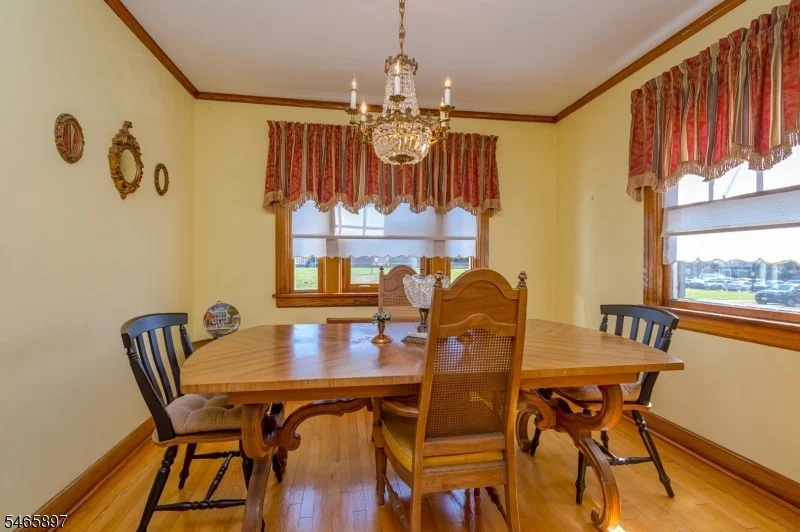 Photo of 980 Caldwell Ave