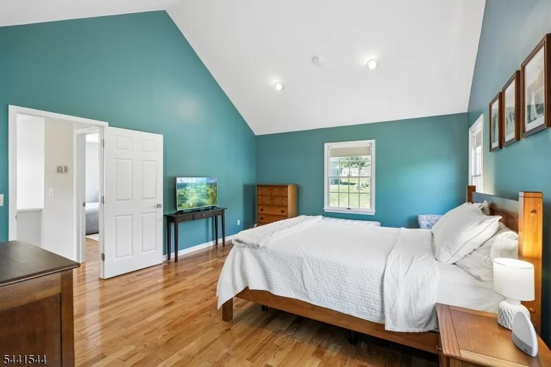 Photo of 26 Longview Ave