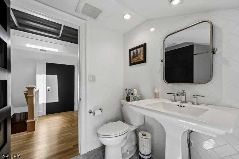Photo of 1400 Orchard Rd