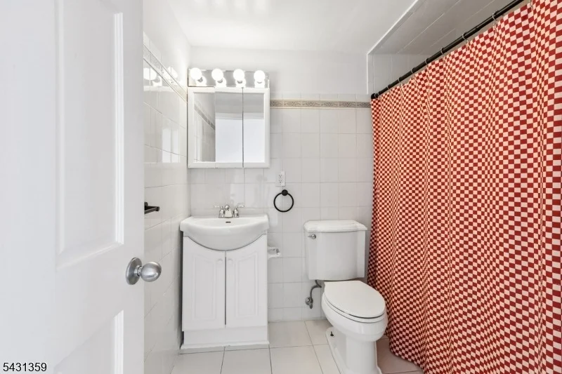 Photo of 63 Garrison St