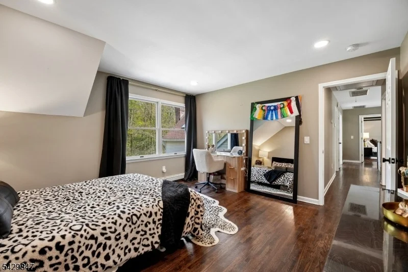 Photo of 9 Natale Dr
