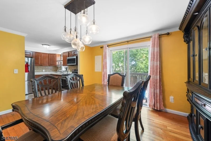 Photo of 4 Dandridge Dr