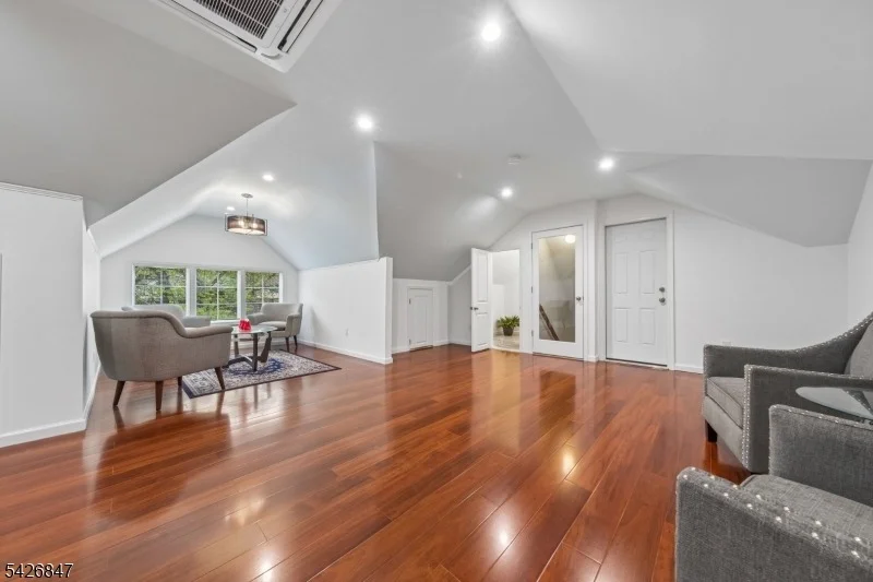 Photo of 21 Winding Way