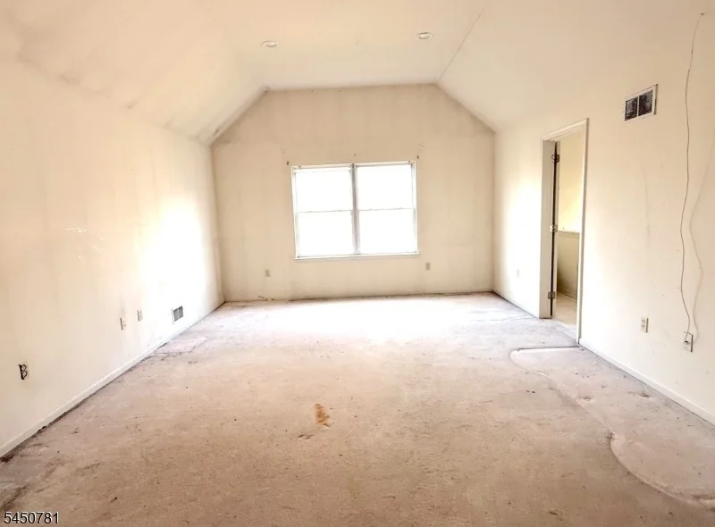 Photo of 11 Decicco Dr