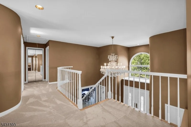 Photo of 70 Forest Hills Way