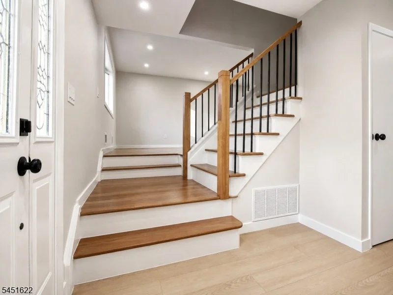 Photo of 13 Patton Dr