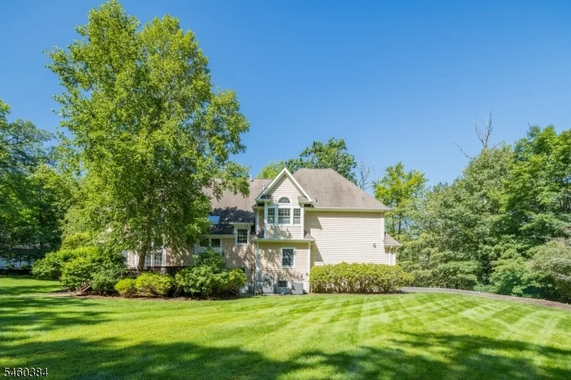 Photo of 16 Trinity Pl