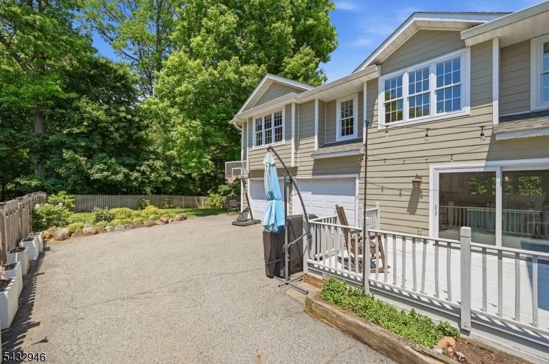 Photo of 3 Orient Way