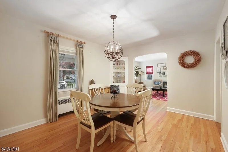 Photo of 934 Moessner Ave