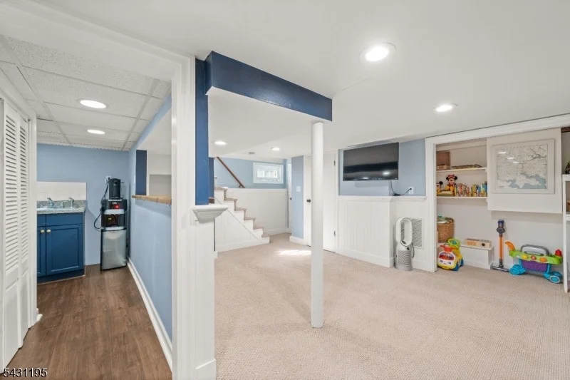 Photo of 28 Mountain Ave