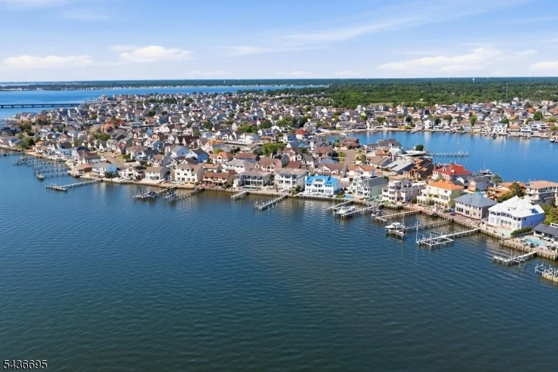 Photo of 3331 LONG POINT DRIVE