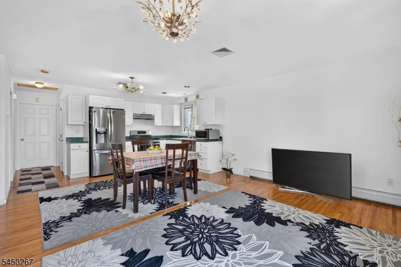Photo of 81 Home Pl