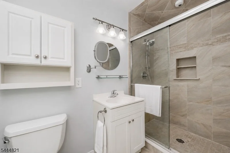Photo of 69 Jones Dr