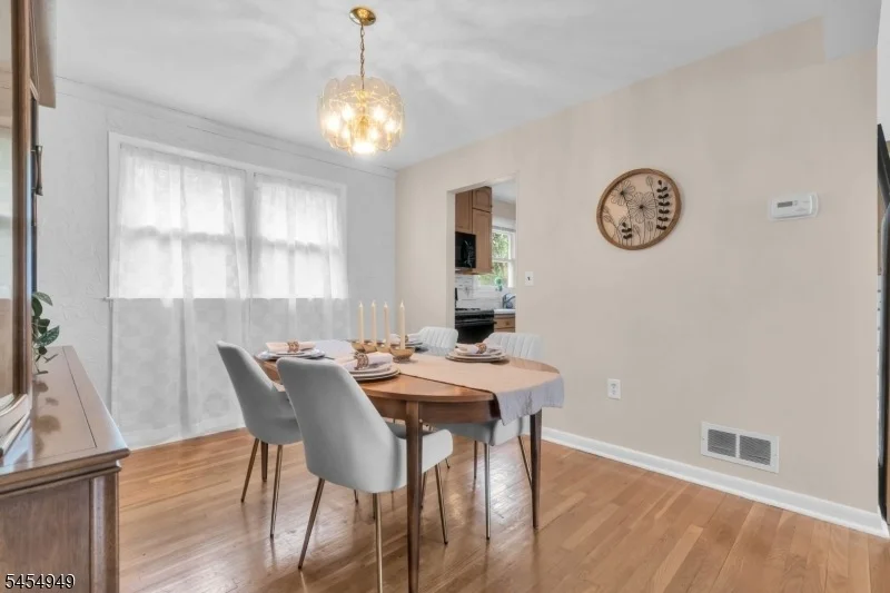 Photo of 12 Brook Pl