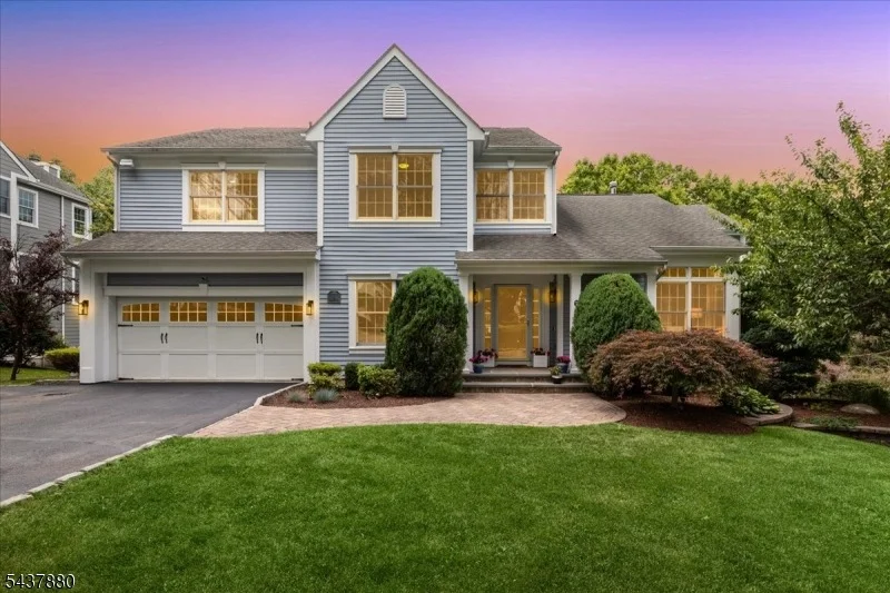 Photo of 6 Barnstable Rd