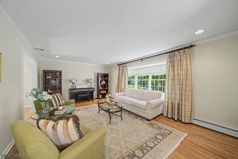 Photo of 28 Lyonsville Rd