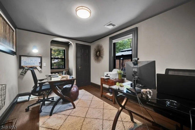 Photo of 901 Belvidere Ave