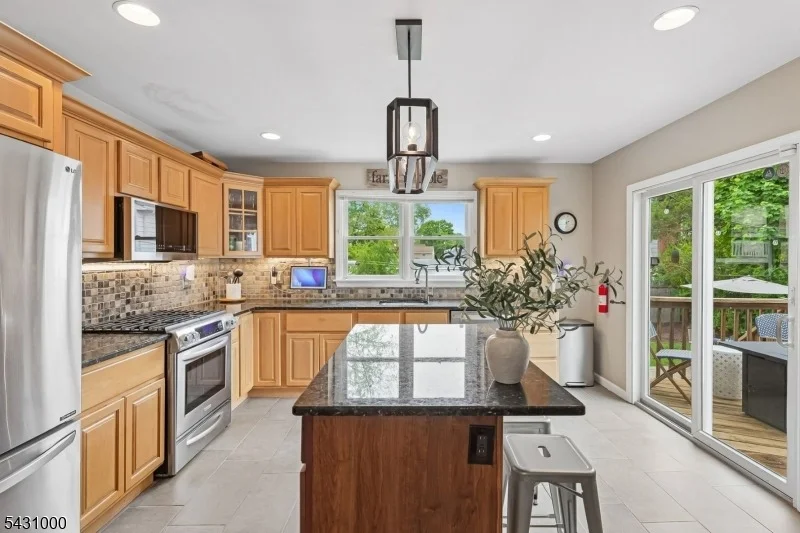 Photo of 90 Columbia Ave