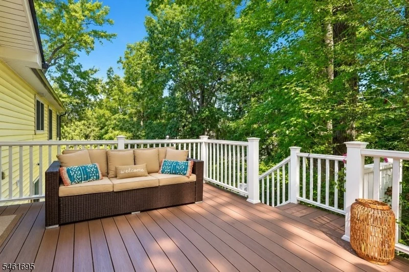 Photo of 302 Woods End Rd
