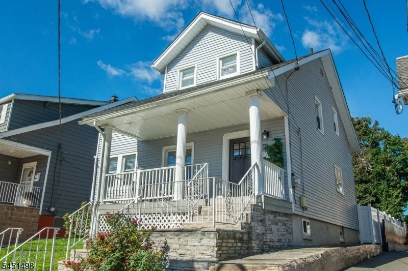 Photo of 59 Union Ave
