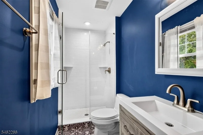 Photo of 2 Braemar Cir