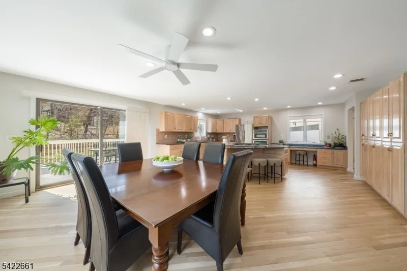 Photo of 586 Stangle Rd