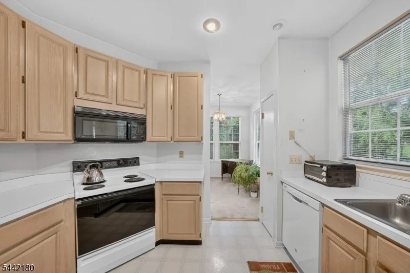 Photo of 18 Pheasant Brook Court