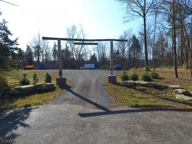 Photo of 2 Davon Ln