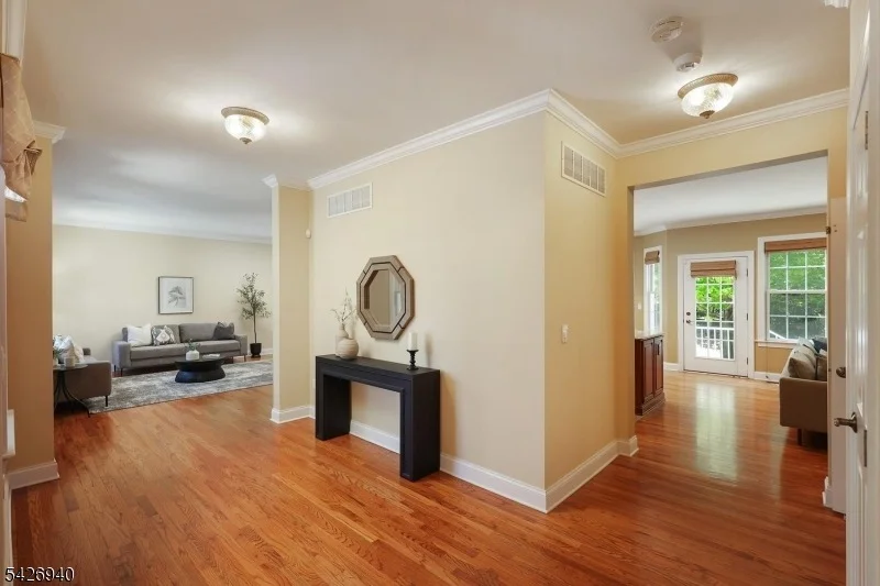 Photo of 84 Bedford Dr