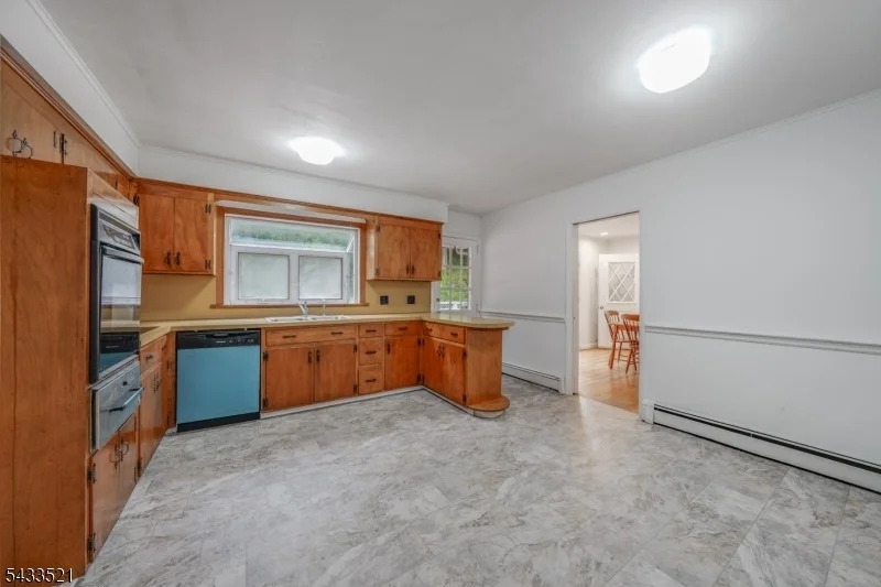 Photo of 638 River Rd