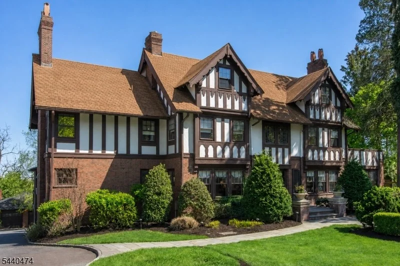 Photo of 111 Upper Mountain Ave