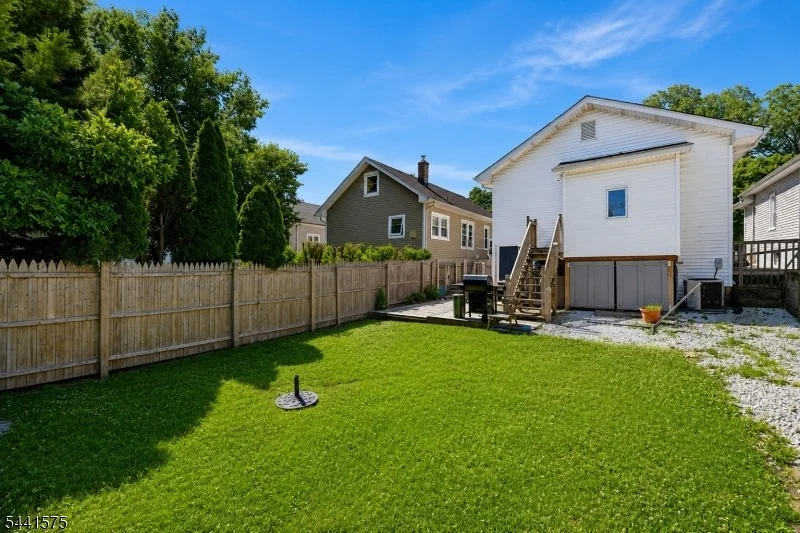 Photo of 64 Conover Ave